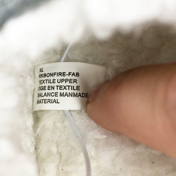 Nordstrom Rack Mens Bonfire Moccasin Slippers XL 13-14 Gray Faux Sherpa NWT - Picture 9 of 9